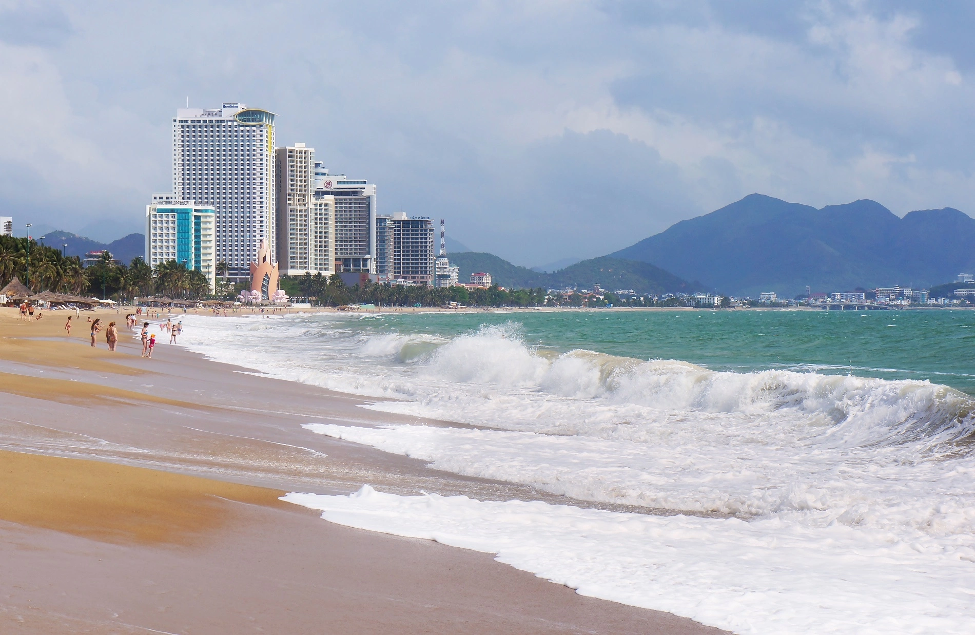 Nha-Trang-jpeg-5381-1648888240-7146-1652070688.webp (552 KB)